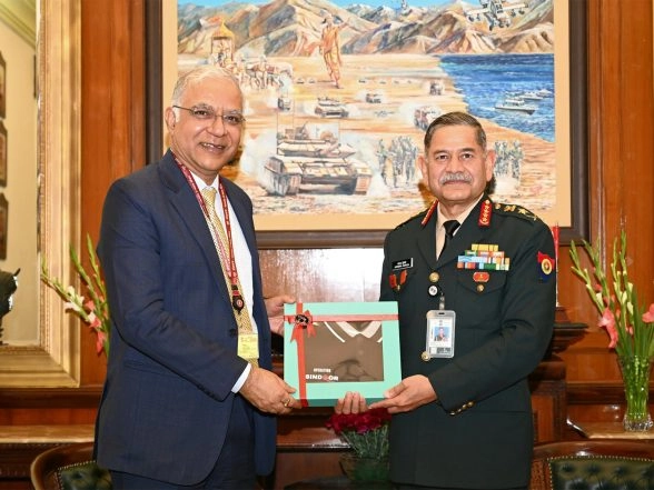 World News | Indian Envoy to Sri Lanka Meets Army Chief, Discusses Regional Security