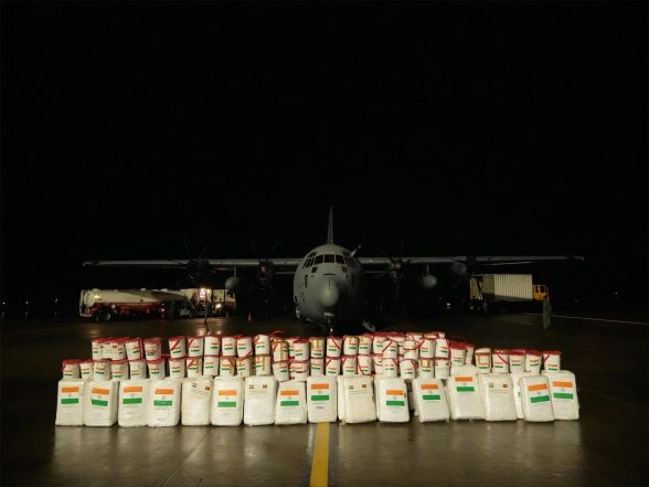 World News | Operation Sagar Bandhu: India Dispatches 12 Tonnes of Humanitarian Aid to Colombo