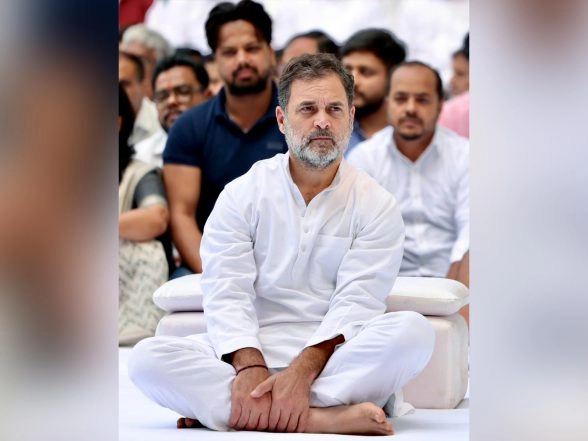 India News | Rahul Gandhi Condoles Demise of Former Union Minister Sriprakash Jaiswal