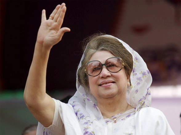 World News | Bangladesh Ex-PM Begum Khaleda Zia Critically Ill