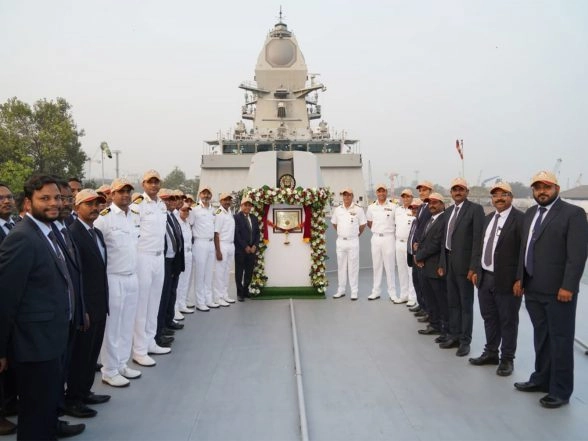 India News | Mazagon Dock Delivers 'Taragiri' to Navy, Fourth Nilgiri-class Stealth Frigate Under Project 17A