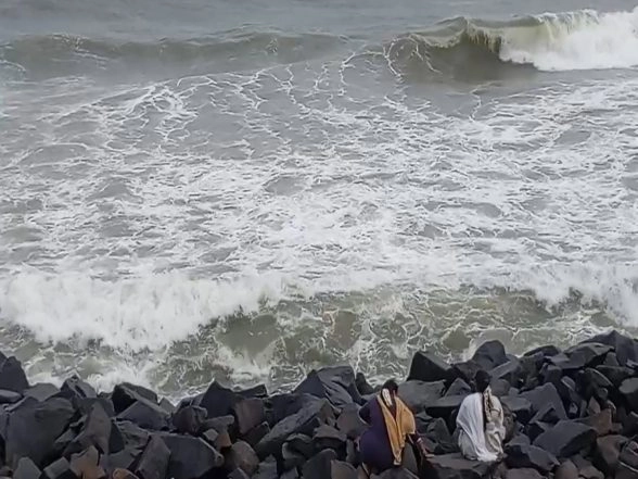 India News | Cyclone Ditwah: Strong Winds, Rough Seas Hit Puducherry; Tourists Share Experiences
