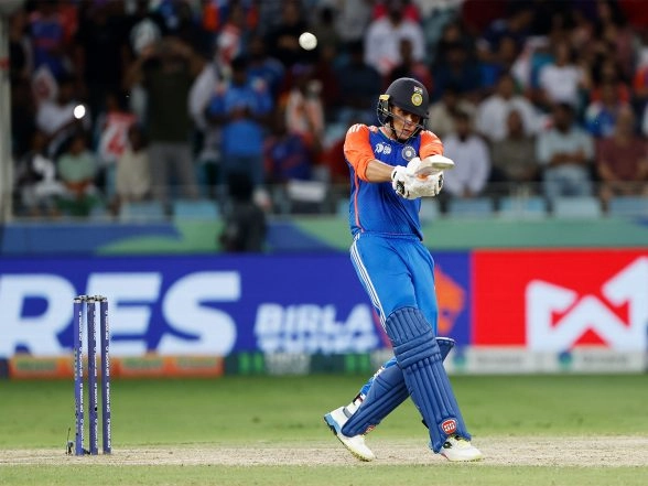 Sports News | Abhishek Sharma Smashes 12-ball Fifty; Powers Punjab to 310/5 in Syed Mushtaq Ali Trophy