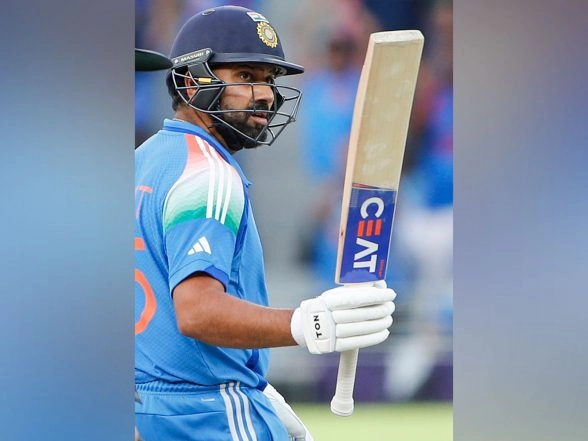 Sports News | Rohit Sharma Breaks Shahid Afridi's Record for Most Sixes in ODIs
