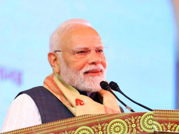 India News | PM Modi Praises Udaipur Handicrafts and Artisans, Promotes 'Vocal for Local' in Mann Ki Baat