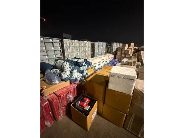 World News | Indian Air Force Aircraft Brings Further Relief Material Upon Sri Lanka's Request as Ditwah Wreaks Havoc