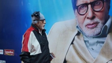‘With Big Big People’: Amitabh Bachchan Shares Heartwarming Post As He Finds Himself on Filmfare Billboards Alongside Abhishek, Akshay Kumar and Shah Rukh Khan (View Post)