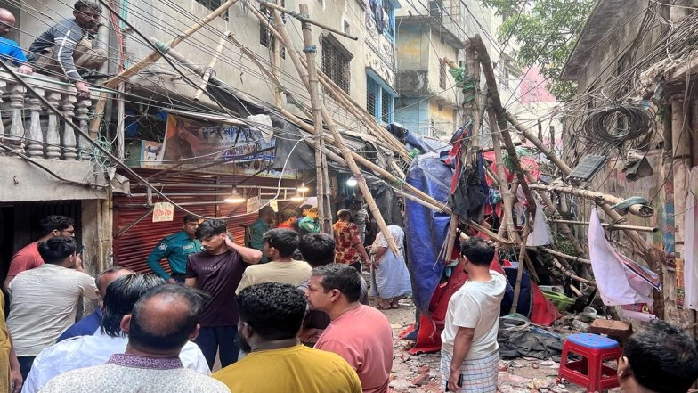 Bangladesh Earthquake: 3 Dead, 10 Injured After Rooftop Railing Collapses in Old Dhaka As 5.5-Magnitude Quake Jolts Several Parts of Country