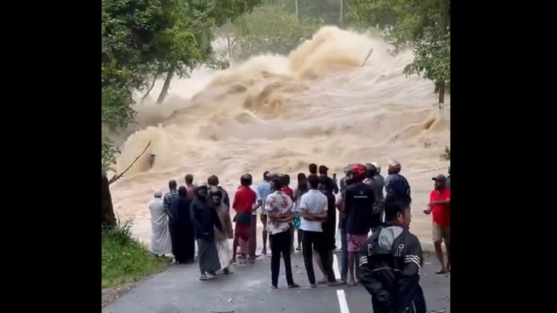 Cyclone Ditwah Sri Lanka Death Toll: More Than 120 Dead, Several Missing As Cyclonic Storm 'Ditwah' Wreaks Havoc in Sri Lanka; Viral Clips Show Trail of Destruction (Watch Videos)
