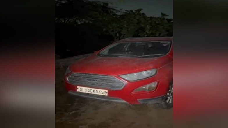 Delhi Blast Case: Red Ford EcoSport Car Linked to Prime Suspect Umar Un Nabi in Red Fort Explosion Seized in Faridabad