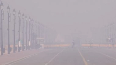 Delhi Air Quality: City Chokes Under Rising Pollution As AQI Nears 400 Across NCR (Watch Video)