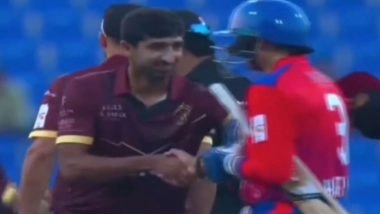 Ex-India Star Harbhajan Singh Shakes Hands With Pakistan's Shahnawaz Dahani After Northern Warriors vs Aspin Stallions Abu Dhabi T10 2025 Match, Video Goes Viral