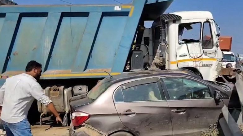 Jaipur Road Accident: 10 Dead, Several Injured After Trolley Truck Overturns in Rajasthan’s Loha Mandi Area (Watch Videos)