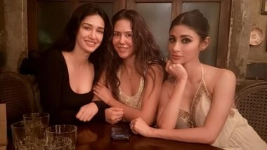 'Girlfriends Are the Best-Test!' Screams Mouni Roy, As She Enjoys Date Night With Her Girls Disha Patani and Sonam Bajwa (View Pics)
