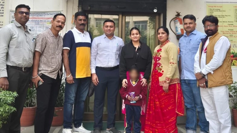 Mumbai: Minor Girl Kidnapped From CST 6 Months Ago Found Safe at Orphanage in Varanasi (See Pic)