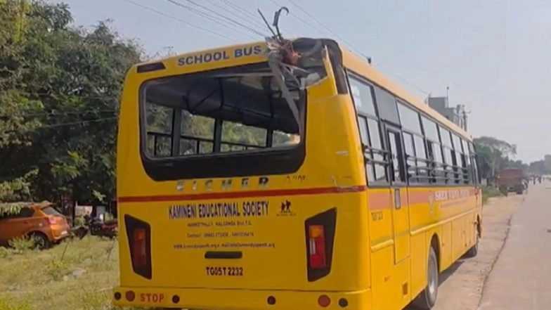 Nalgonda Road Accident: 3 Students Escape With Minor Injuries After Speeding Lorry Hits School Bus in Telangana (Watch Video)
