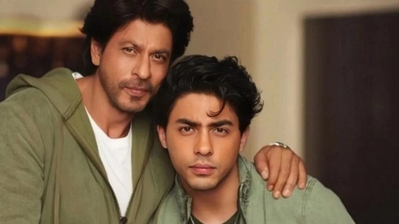 Dharmendra in Hospital: Shah Rukh Khan and Son Aryan Khan Pay Visit to Veteran Actor After Health Concerns (Watch Video)