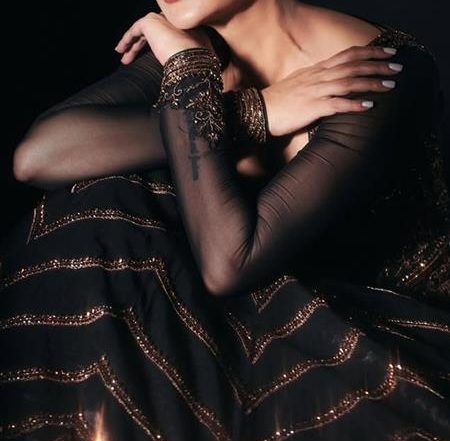 Sushmita Sen Birthday Special: 5 Stunning Looks of Actress and Former Miss Universe