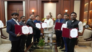 Bihar Assembly Election Results 2025: CEO Vinod Singh Gunjiyal Hands Over List of 243 Newly-Elected MLAs to Governor Arif Mohammad Khan at Raj Bhavan