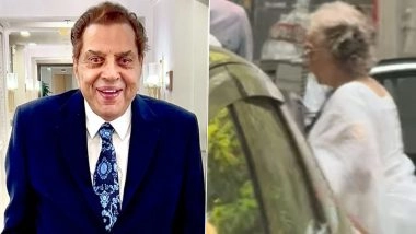 Asha Parekh Visits Late Dharmendra’s House to Offer Condolences to Grieving Family (Watch Video)