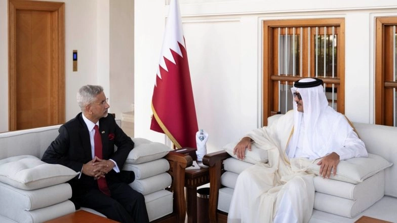 EAM S Jaishankar Calls on Qatar Amir Amir Sheikh Tamim Bin Hamad Al Thani, Reiterates India’s Commitment to Stronger Ties
