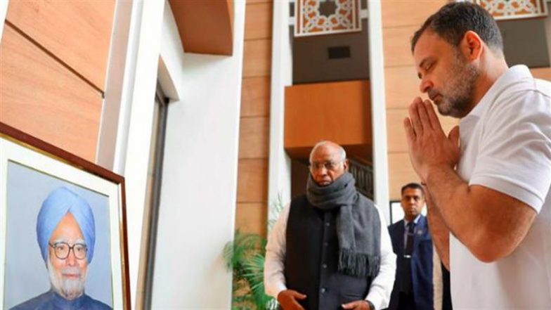 Rahul Gandhi Pays Tribute to Manmohan Singh, Shivraj Patil and Sriprakash Jaiswal at Indira Bhawan in Delhi (See Pics)