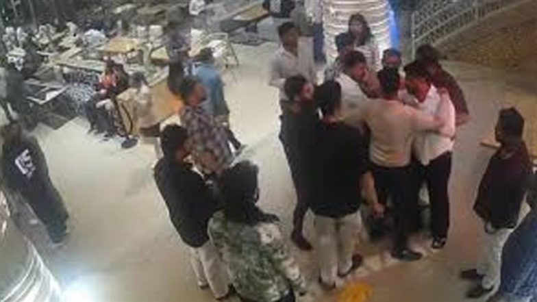 &lsquo;Bigg Boss&rsquo; Fame Satya Naidu Caught in Late-Night Brawl at Shilpa Shetty&rsquo;s Bengaluru Restaurant Bastian; Viral Video Sparks Police Probe and Online Outrage (Watch)