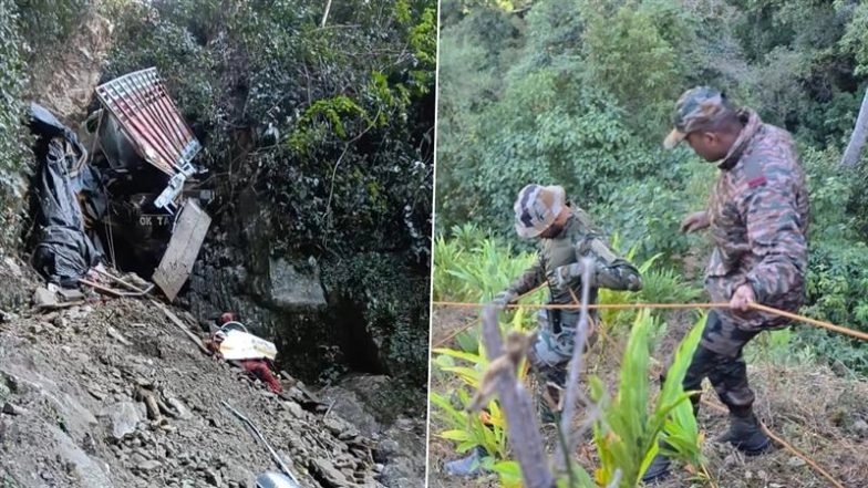 Arunachal Pradesh Road Accident: Indian Army Mounts Massive Rescue Effort After Truck Plunges Into Gorge in Chaglagam Region, 21 Workers Missing (See Pics)