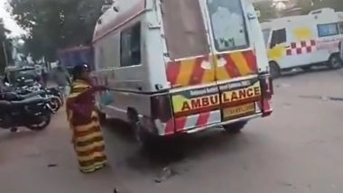 Satna Shocker: Injured Patient Vomits in Ambulance, Wife Forced To Clean Vehicle in Madhya Pradesh (Watch Video)