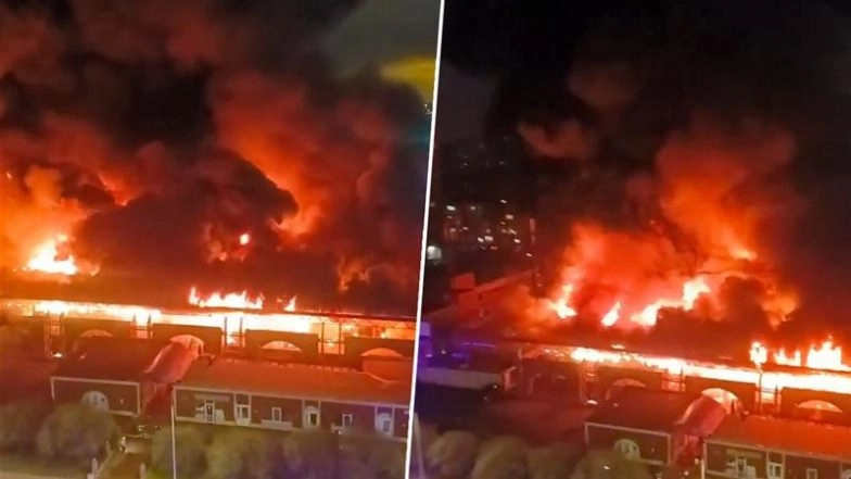Russia Fire: Massive Blaze Erupts at Market in St Petersburg After Multiple ‘Explosion’ (Watch Video)
