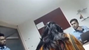 ICICI Bank Regional Manager Abuses Staff Over Targets, Netizens Divided (Watch Video)