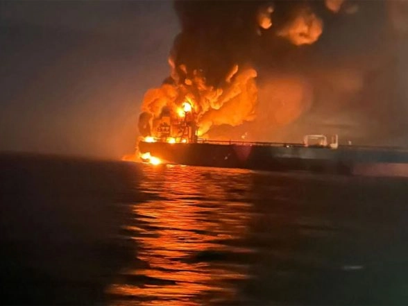 World News | Ukraine Hits Russian Oil Tankers with Underwater Drone in Black Sea
