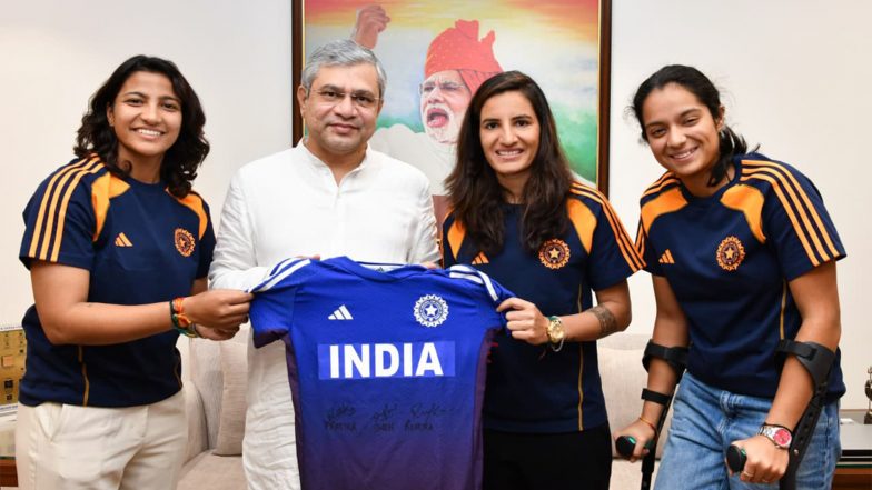 Sports News | Ministry of Railways Gives Special Promotions to Sneh Rana, Renuka Singh, Pratika Rawal