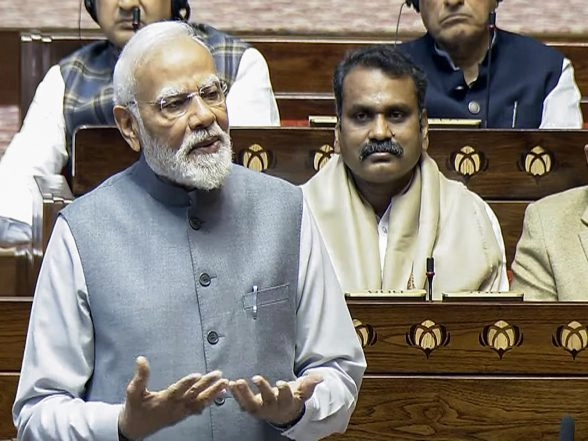 India News | PM Modi Meets West Bengal MPs Asks Them to Strongly Counter TMC Govt on Ground