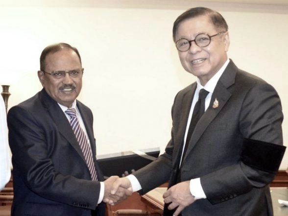 World News | NSA Doval, Thai Foreign Minister Phuangketkeow Discuss Maritime Security, Threats of Online Scams