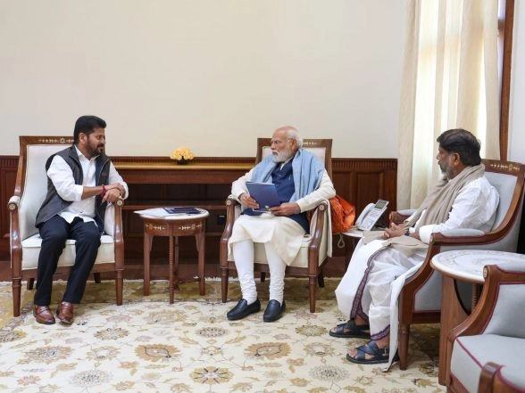 India News | CM Revanth Reddy Meets PM Modi, Invites Him to Telangana Rising 2047 Global Summit