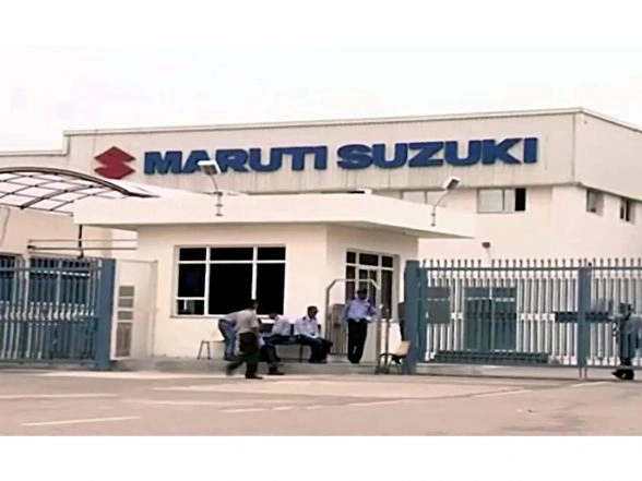 Business News | Maruti Suzuki Signs Pacts with 13 Charge Point Operators, Unveils Pan-India EV Charging Network