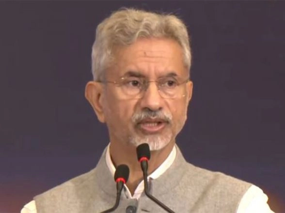 World News | EAM Jaishankar Holds Telephonic Conversation with Omani Counterpart Albusaidi, Discusses Deepening of Bilateral Cooperation