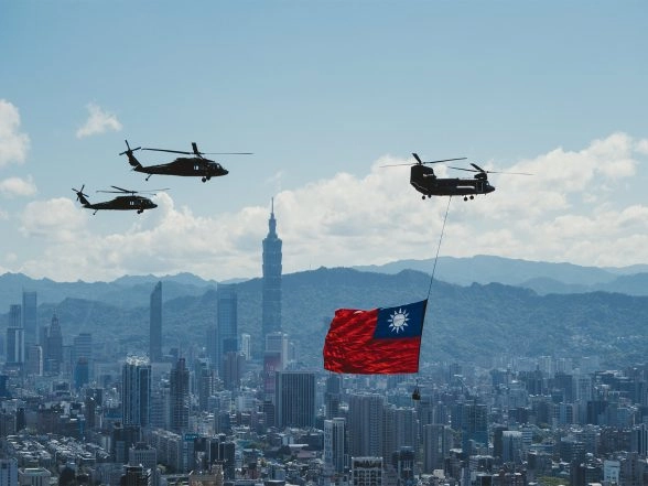 World News | Taiwan Records 8 PLA Sorties, 5 PLAN Vessels Around Its Territory