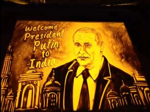 India News | Odisha Artist Manas Kumar Sahoo Welcomes President Putin to India with Sand Animation