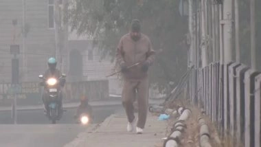 India News | Cold Wave Continues to Grip Kashmir Valley, Temperature Drops to -2 Degree Celsius
