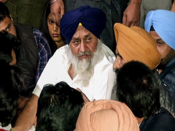 India News | Akali Dal Files Urgent Complaint Alleging Police Conspiracy to Block Opposition Nominations