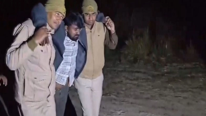 India News | UP Police Shoot, Injure Cow Smuggler After He Opened Fire at Checkpoint in Ballia