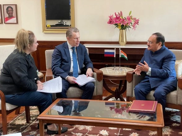 India News | JP Nadda Meets Russian Health Minister Mikhail Murashko, Calls for Stronger India-Russia Health Collaboration