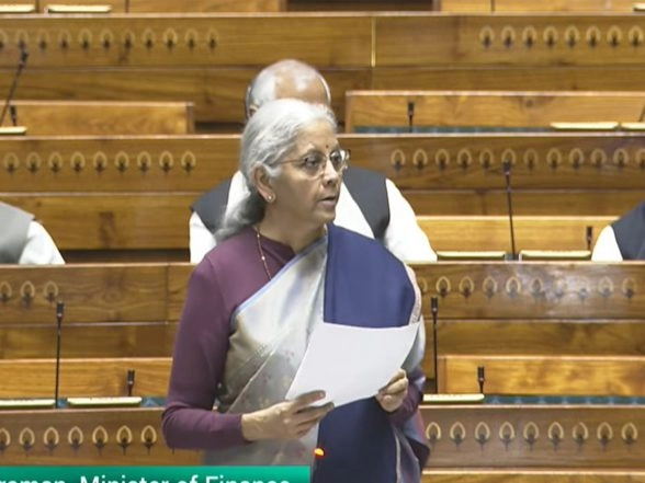 Business News | Lok Sabha Passes Bill to Collect Cess for Health, National Security from Pan Masala