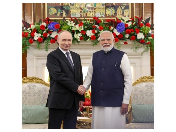 World News | PM Modi-Putin Touch Upon Regional, Global Issues, Sign MoUs During 23rd India-Russia Annual Summit