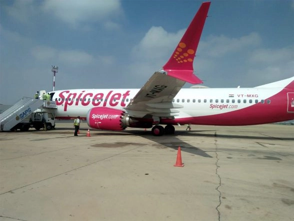 India News | SpiceJet Adds More Flights for Mumbai Departures on Dec 6 Amid IndiGo Disruption