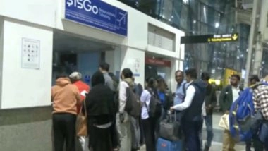 India News | MP: IndiGo Flight Cancellations Leave Passengers in Trouble, Facing Baggage Issues at Indore Airport