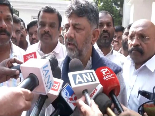 India News |  "It is Very Shocking:" Karnataka Dy CM DK Shivakumar on EOW Notice in National Herald Case