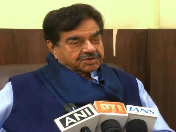India News | TMC's Shatrughan Sinha Slams BJP as Party Targets Mamata Banerjee over Babri Row